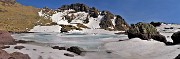60 Bello il laghetto di Pietra Quadra baciato dal sole e in disgelo